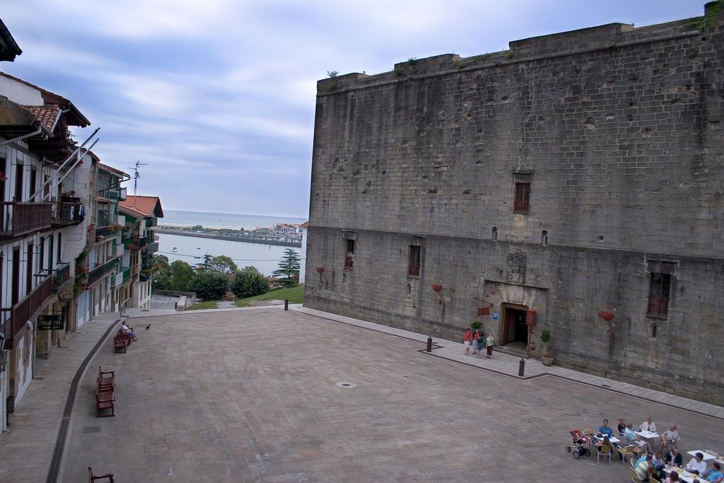 Hotel San Nikolas Sea Views Hondarribia Exteriör bild